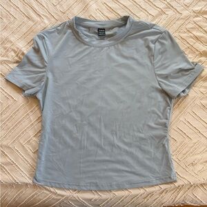 SHEIN form fitting cropped tee